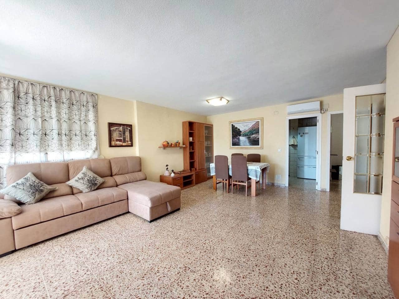 3 bedroom Flat for rent in Alicante / Alacant city with pool garage - € 1,300 (Ref: 9730807)