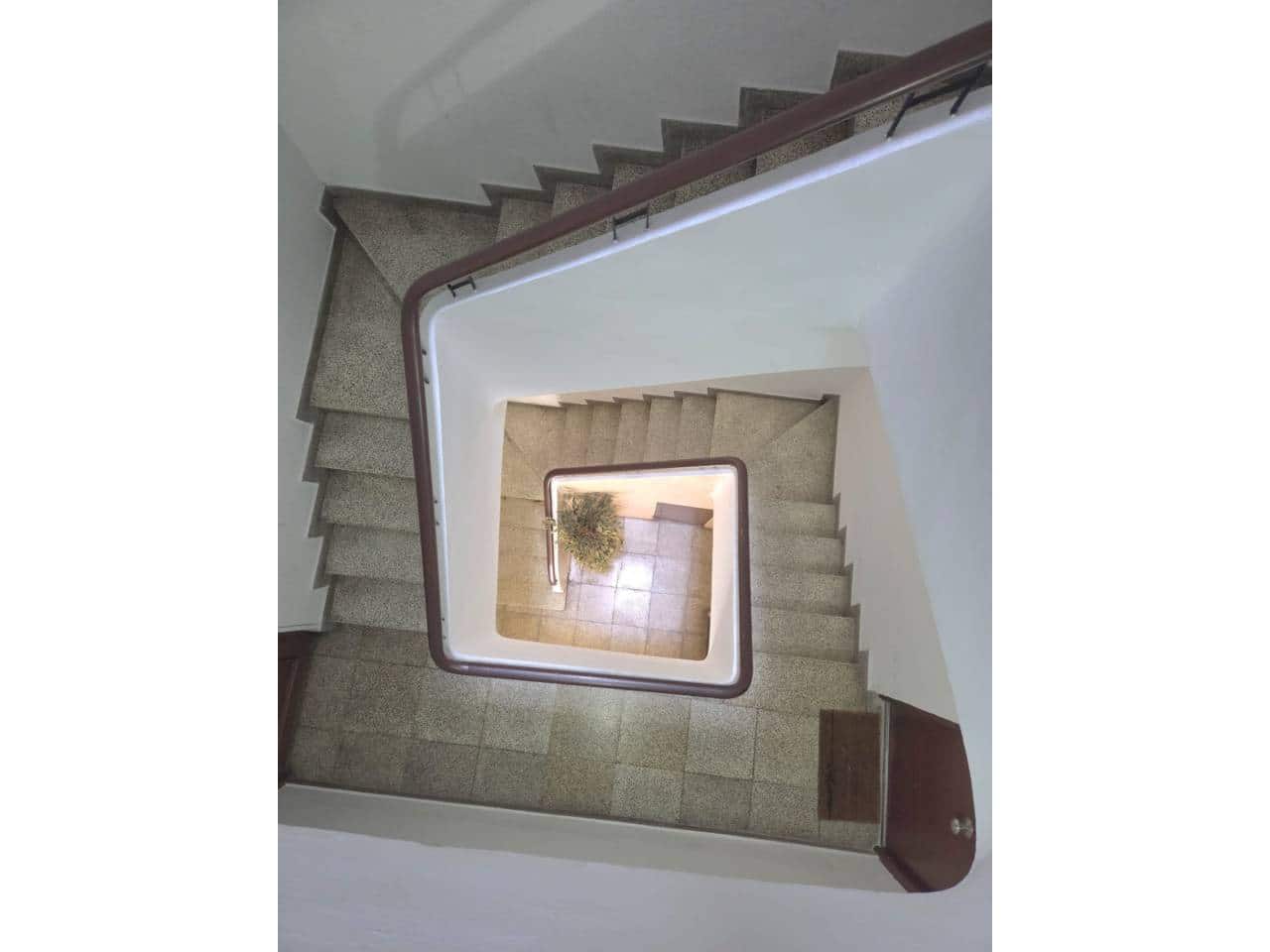 4 sovrum Lägenhet till salu i Alicante stad - 250 000 € (Ref: 9753745)