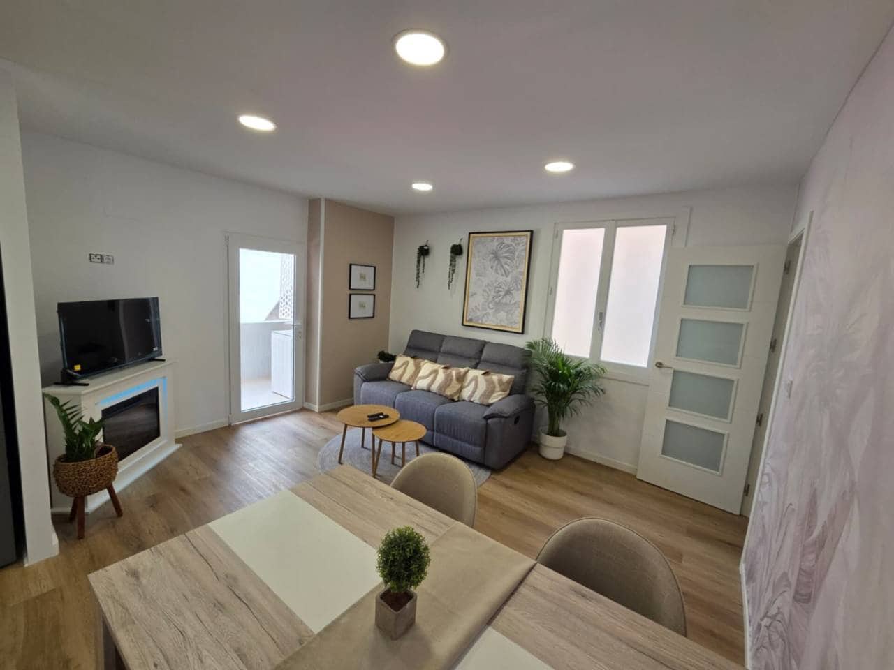 4 sovrum Lägenhet till salu i Alicante stad - 250 000 € (Ref: 9753745)