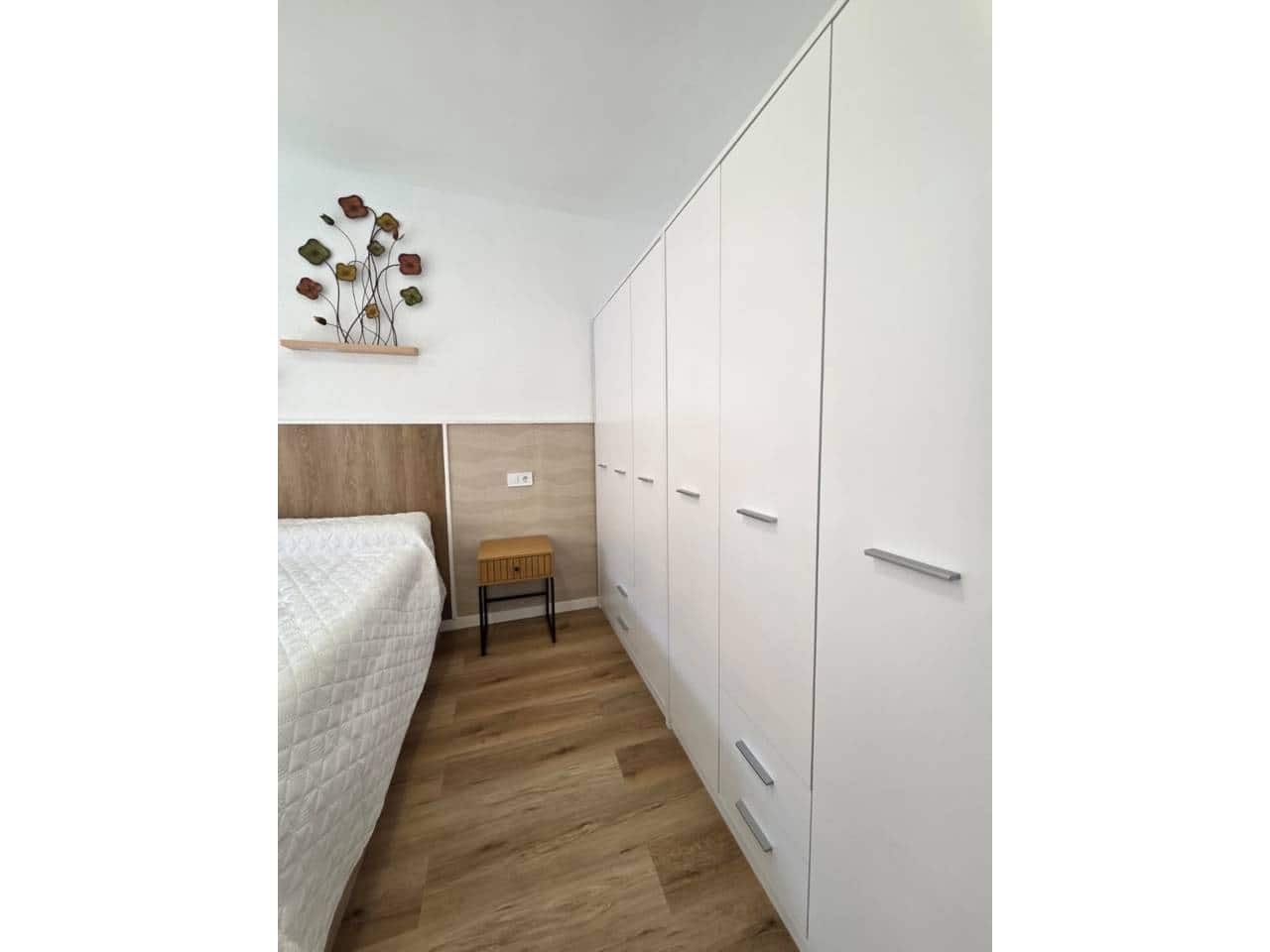 4 sovrum Lägenhet till salu i Alicante stad - 250 000 € (Ref: 9753745)