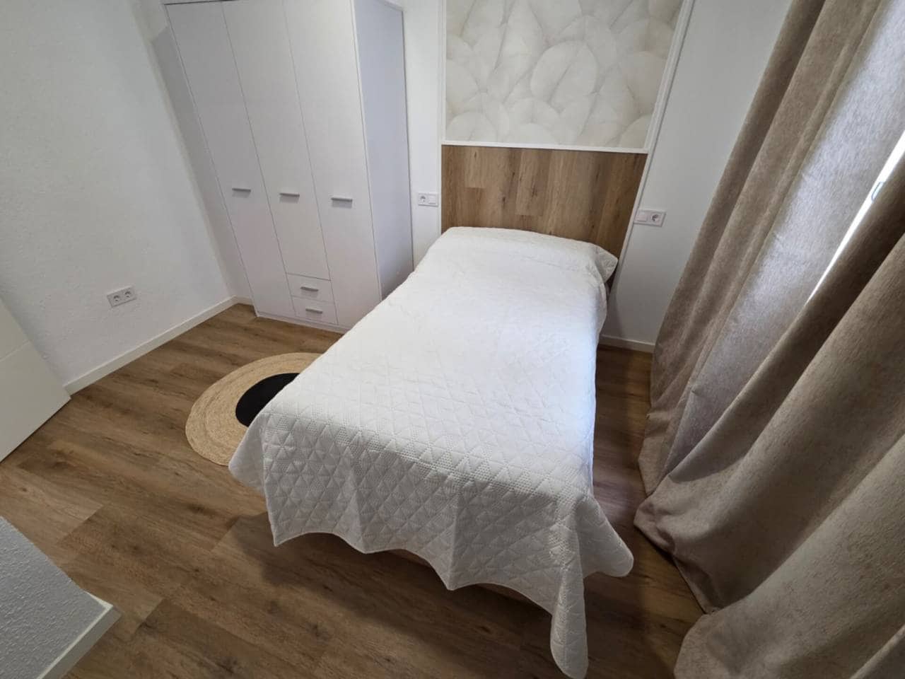 4 sovrum Lägenhet till salu i Alicante stad - 250 000 € (Ref: 9753745)