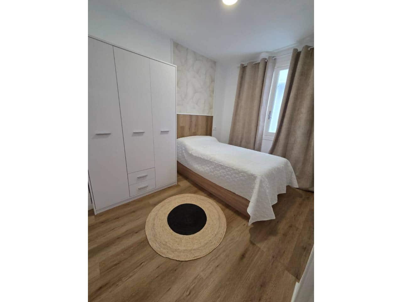 4 sovrum Lägenhet till salu i Alicante stad - 250 000 € (Ref: 9753745)