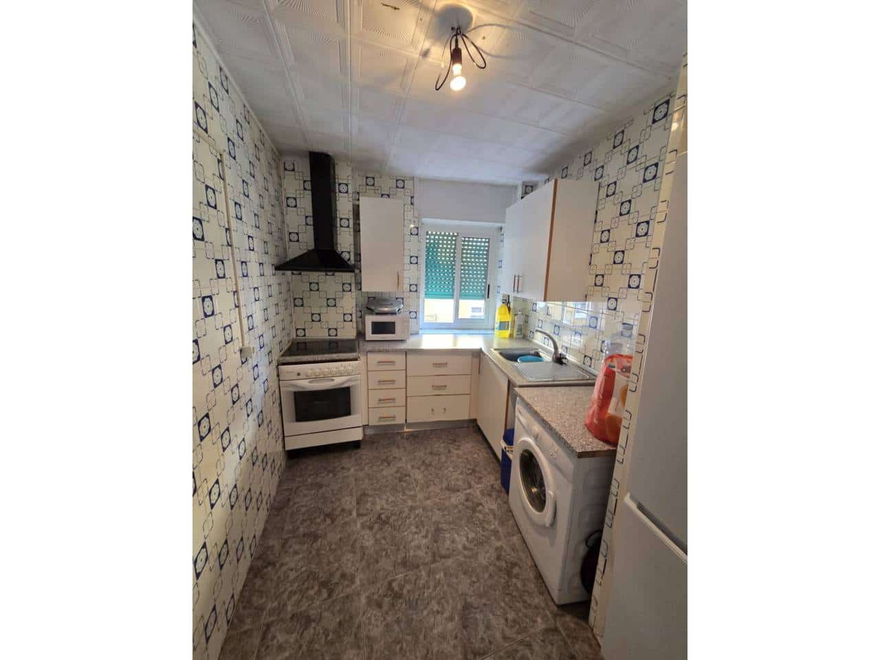 2 slaapkamer Flat te koop in Alicante stad - € 135.000 (Ref: 9771806)