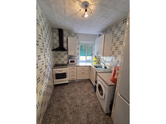 2 slaapkamer Flat te koop in Alicante stad - € 135.000 (Ref: 9771806)