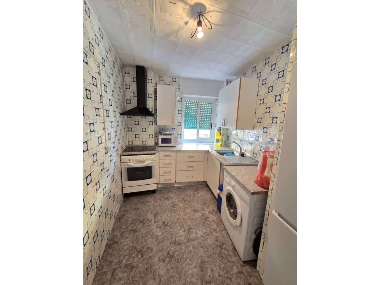 2 slaapkamer Flat te koop in Alicante stad - € 135.000 (Ref: 9771806)