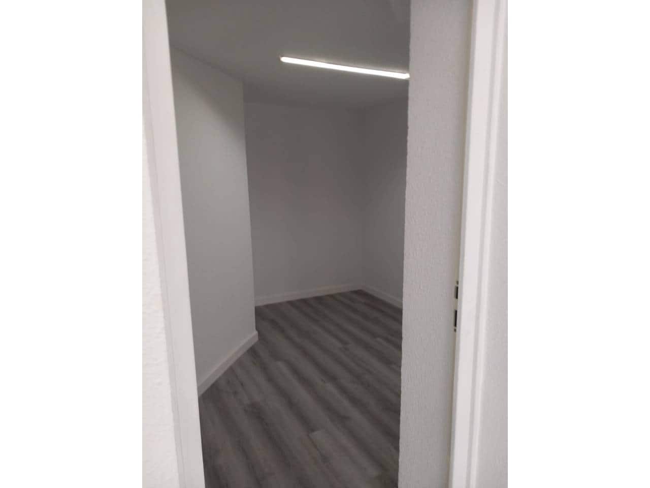 Erhverv til leje i Alicante by - € 800 (Ref: 9793846)