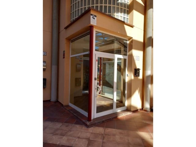 Erhverv til leje i Alicante by - € 800 (Ref: 9793846)