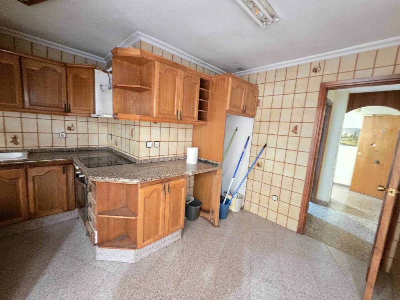 4 slaapkamer Flat te koop in Alicante stad met garage - € 420.000 (Ref: 9793847)