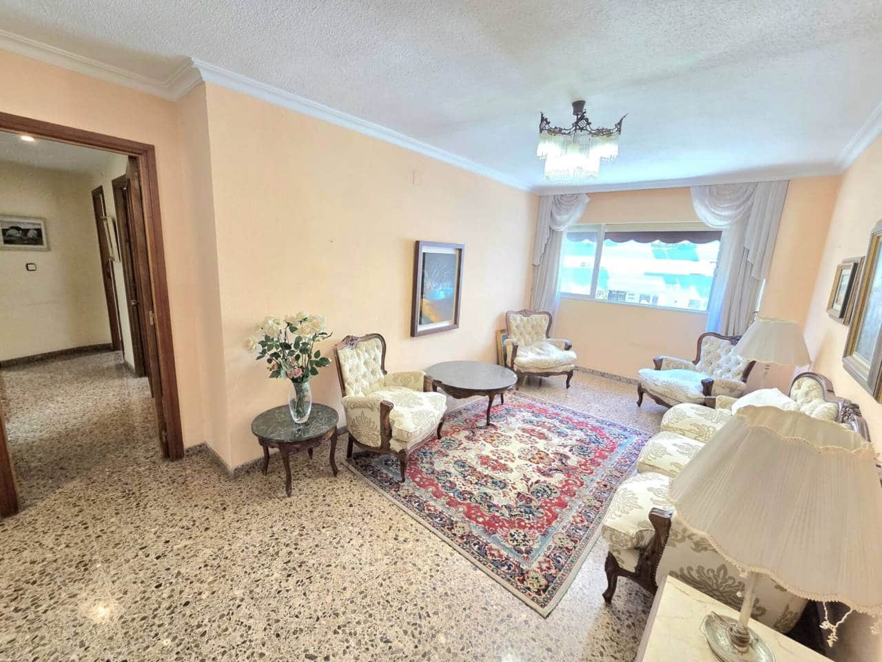 4 slaapkamer Flat te koop in Alicante stad met garage - € 420.000 (Ref: 9793847)