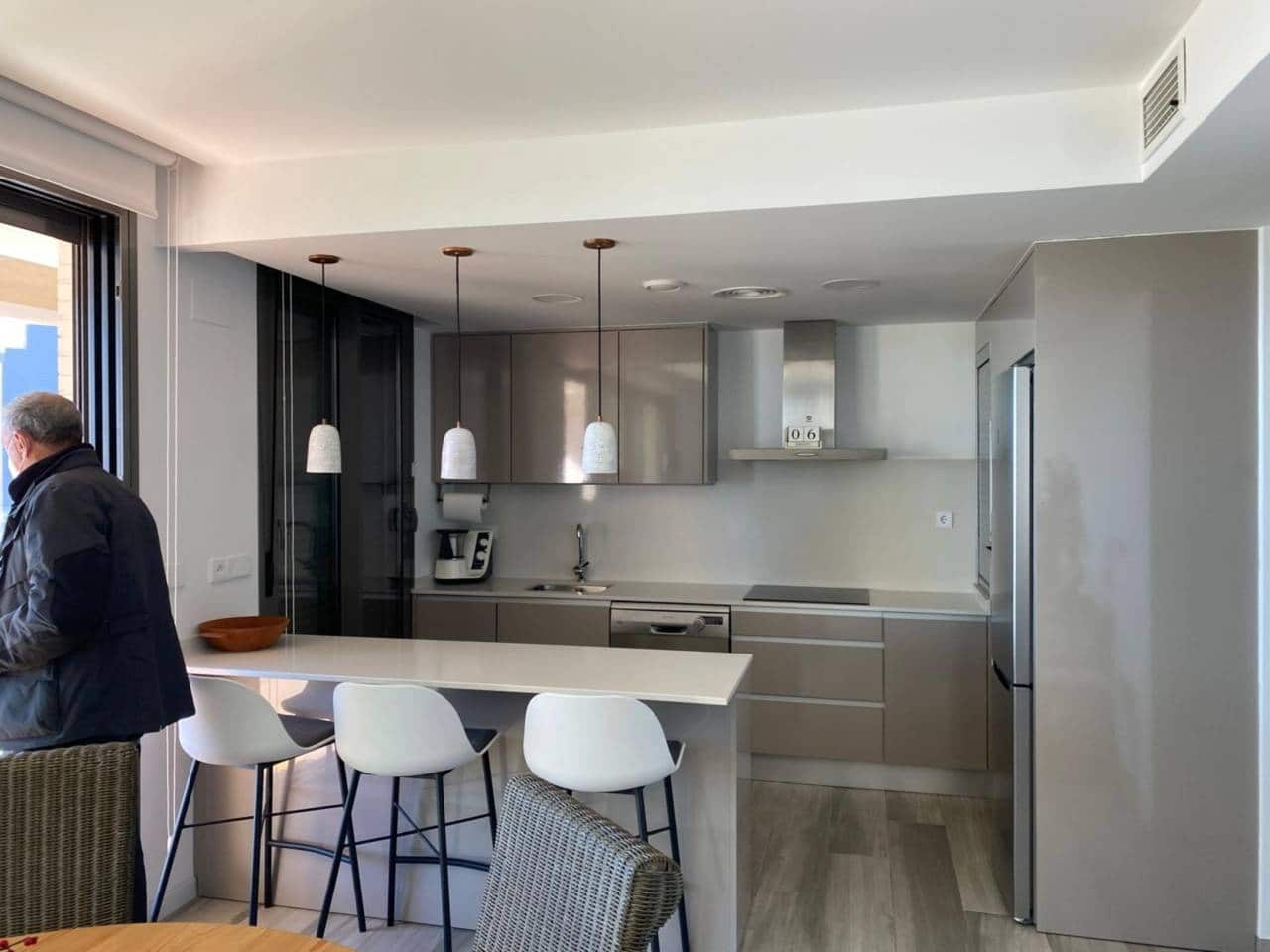 3 sypialnia Mieszkanie do wynajęcia w Miasto Alicante / Alacant z basenem garażem - 3 000 € (Ref: 9798515)