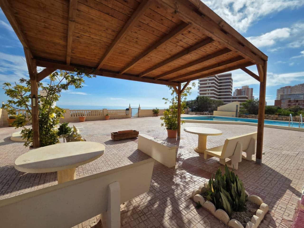 3 Zimmer Wohnung zu vermieten in El Campello mit Pool Garage - 1.500 € (Ref: 9807127)