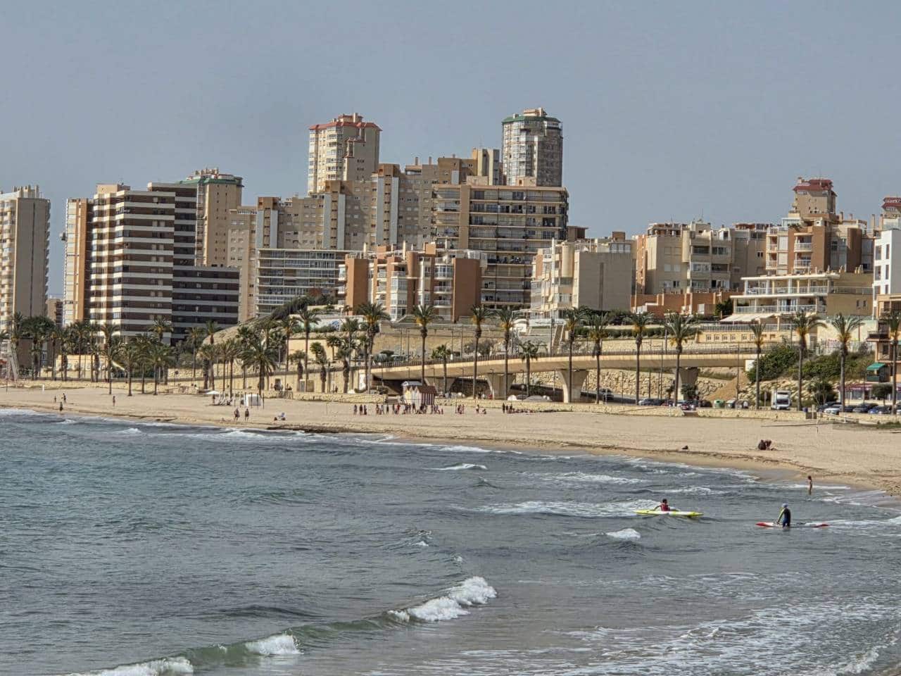 3 Zimmer Wohnung zu vermieten in El Campello mit Pool Garage - 1.500 € (Ref: 9807127)