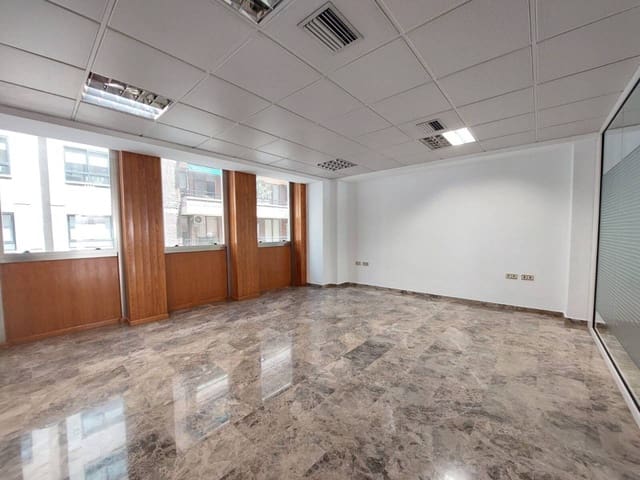 2 quarto Escritório para arrendar em Alicante cidade - 1 600 € (Ref: 9833146)