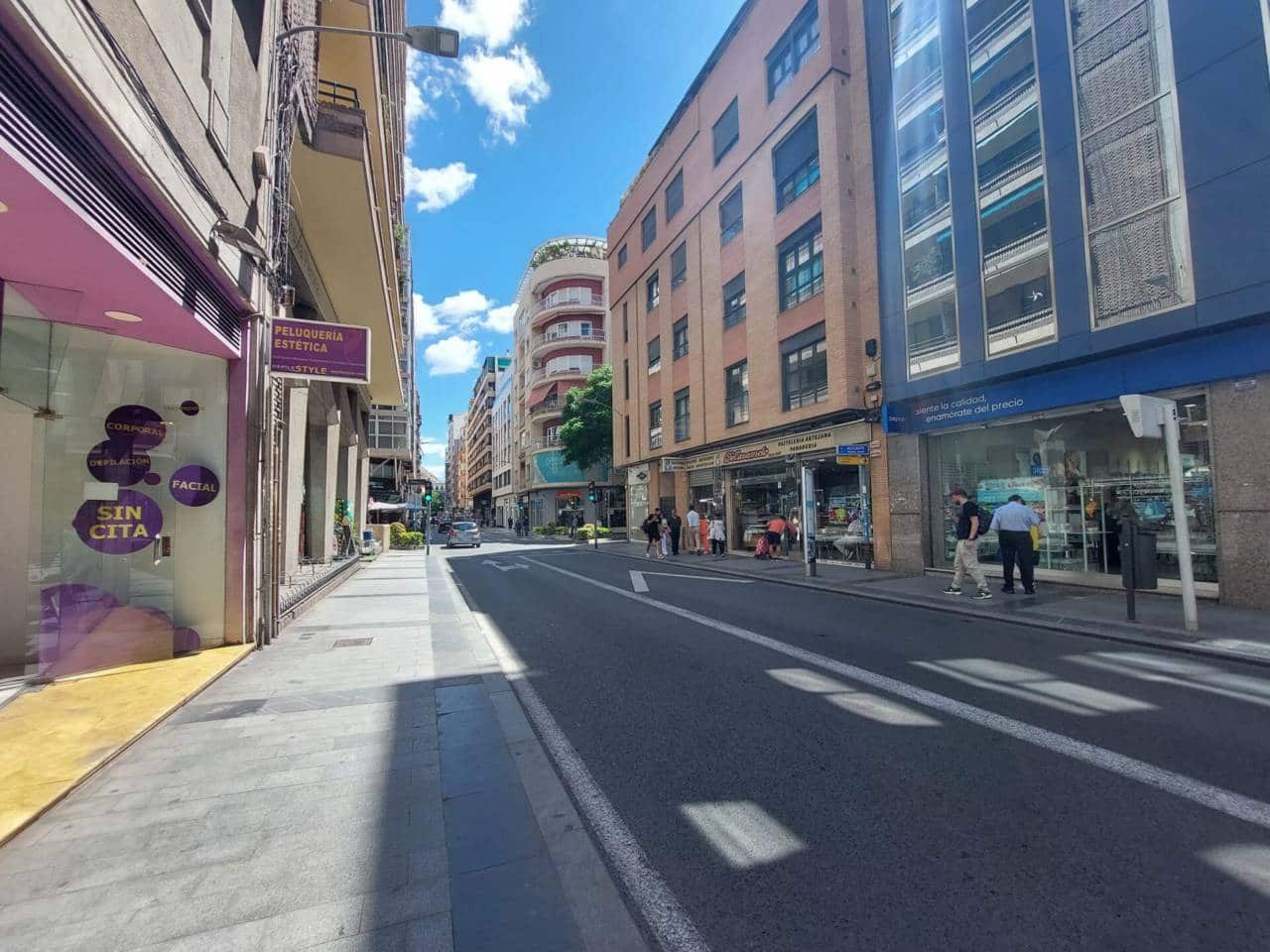 2 quarto Escritório para arrendar em Alicante cidade - 1 600 € (Ref: 9833146)