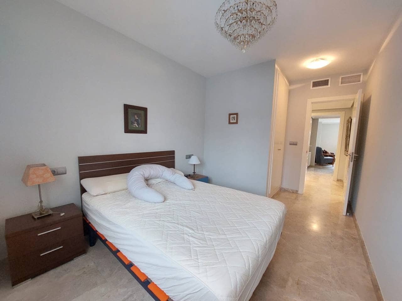2 slaapkamer Flat te huur in Alicante stad met garage - € 1.000 (Ref: 9835056)