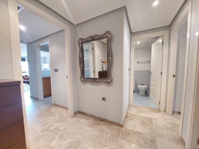 2 slaapkamer Flat te huur in Alicante stad met garage - € 1.000 (Ref: 9835056)