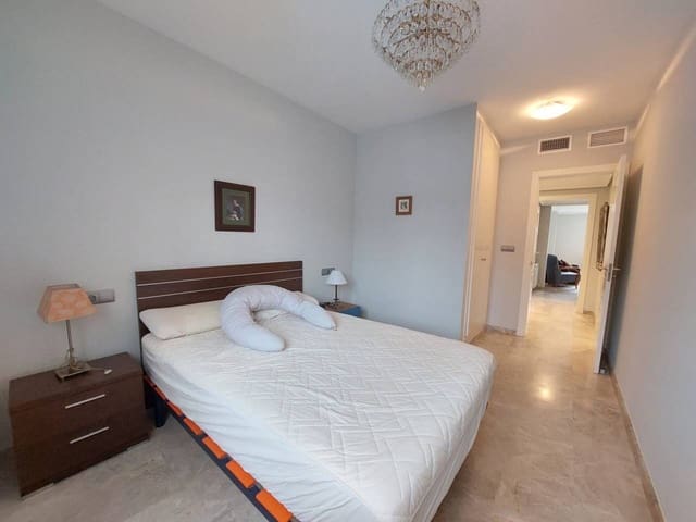 2 slaapkamer Flat te huur in Alicante stad met garage - € 1.000 (Ref: 9835056)