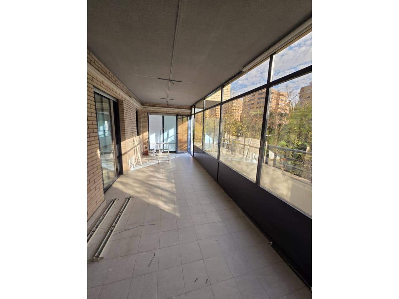 4 Zimmer Wohnung zu vermieten in Alicante / Alacant Stadt mit Pool Garage - 1.500 € (Ref: 9863710)