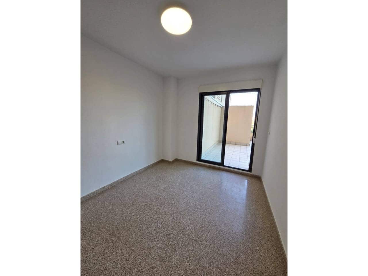 4 Zimmer Wohnung zu vermieten in Alicante / Alacant Stadt mit Pool Garage - 1.500 € (Ref: 9863710)