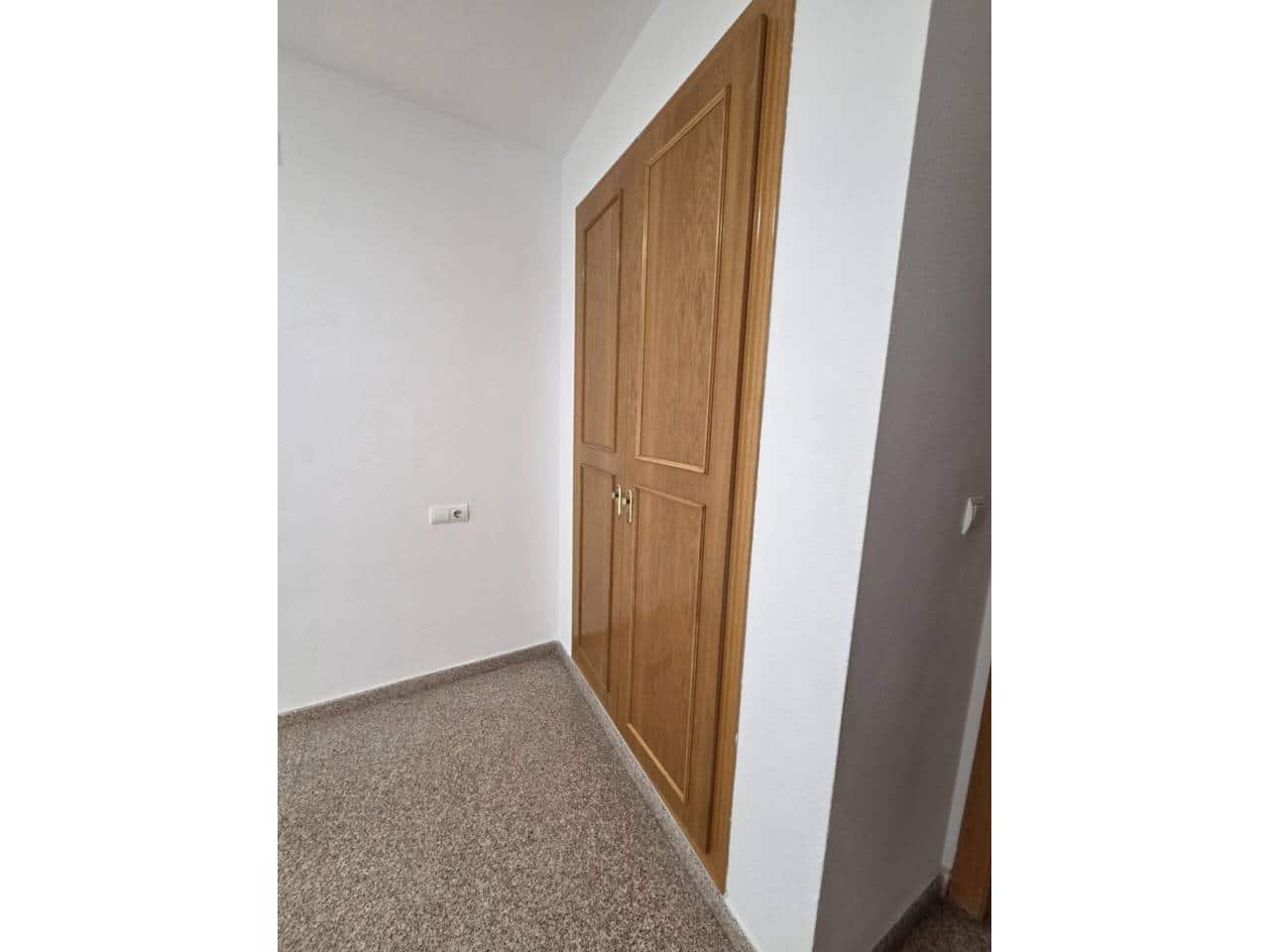 4 Zimmer Wohnung zu vermieten in Alicante / Alacant Stadt mit Pool Garage - 1.500 € (Ref: 9863710)