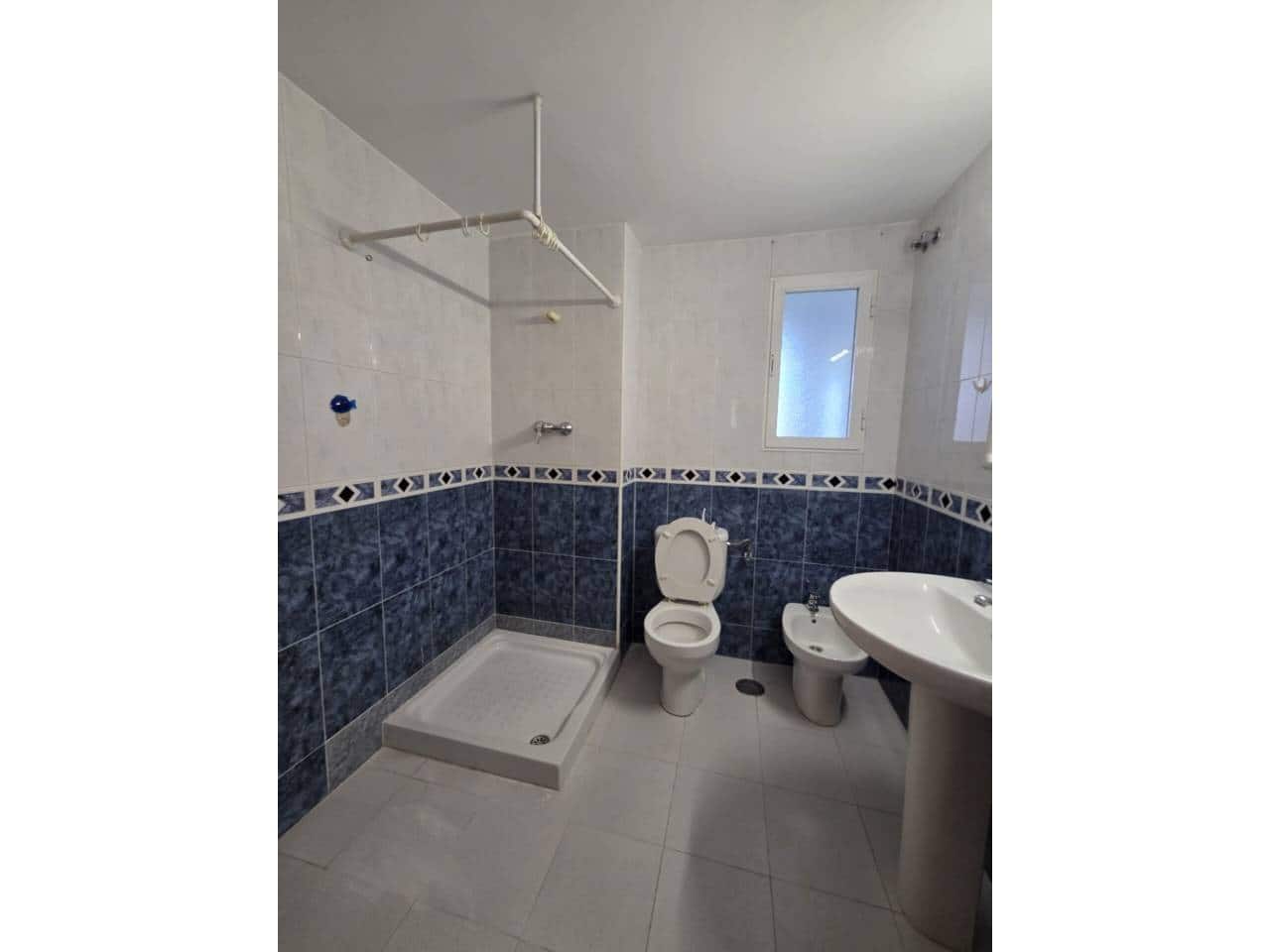 4 Zimmer Wohnung zu vermieten in Alicante / Alacant Stadt mit Pool Garage - 1.500 € (Ref: 9863710)