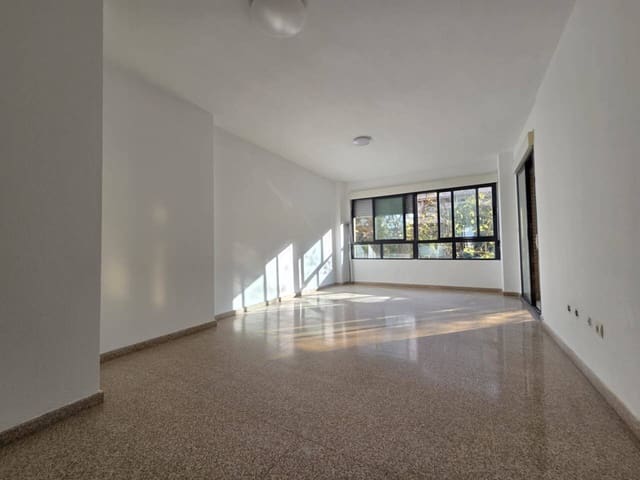 Appartement de 4 chambres à louer à Alicante ville avec piscine garage - 1 500 € (Ref: 9863710)