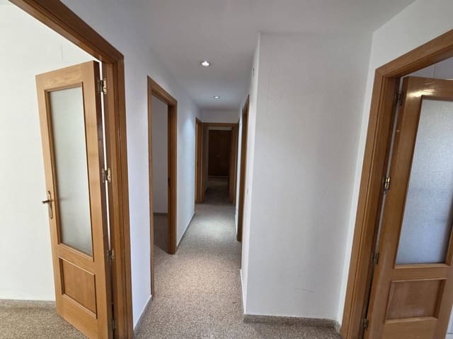 Appartement de 4 chambres à louer à Alicante ville avec piscine garage - 1 500 € (Ref: 9863710)