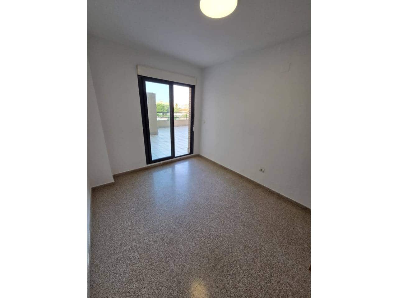 4 Zimmer Wohnung zu vermieten in Alicante / Alacant Stadt mit Pool Garage - 1.500 € (Ref: 9863710)
