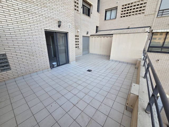 Appartement de 4 chambres à louer à Alicante ville avec piscine garage - 1 500 € (Ref: 9863710)