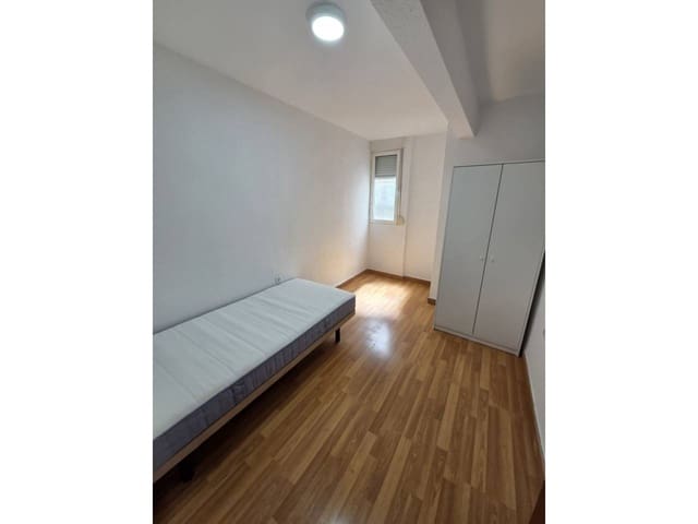 2 Zimmer Apartment zu vermieten in Alicante / Alacant Stadt - 900 € (Ref: 9871658)