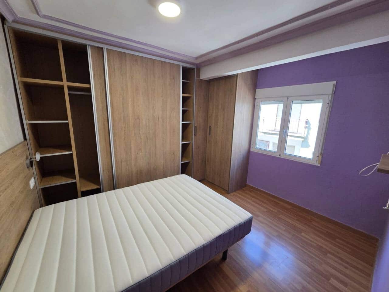 2 bedroom Apartment for rent in Alicante / Alacant city - € 900 (Ref: 9871658)