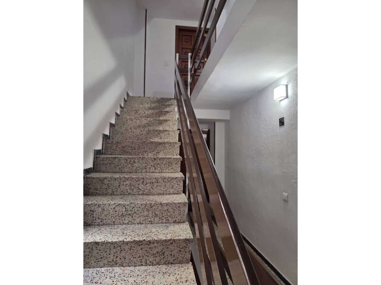 2 bedroom Apartment for rent in Alicante / Alacant city - € 900 (Ref: 9871658)