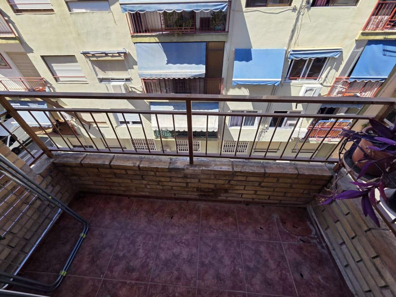 2 bedroom Apartment for rent in Alicante / Alacant city - € 900 (Ref: 9871658)