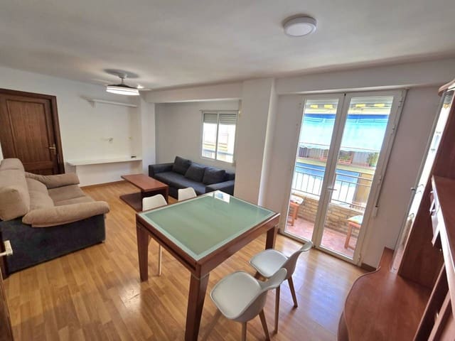 2 Zimmer Apartment zu vermieten in Alicante / Alacant Stadt - 900 € (Ref: 9871658)