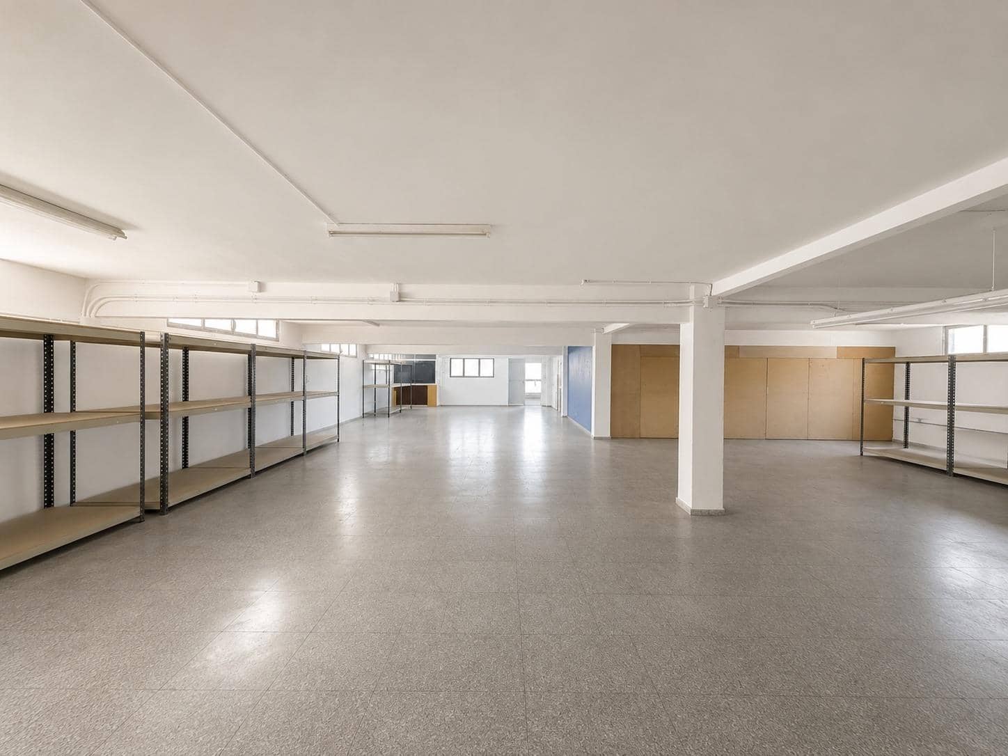 Bedrift til salgs i Almansa med garasje - € 600 000 (Ref: 10004167)