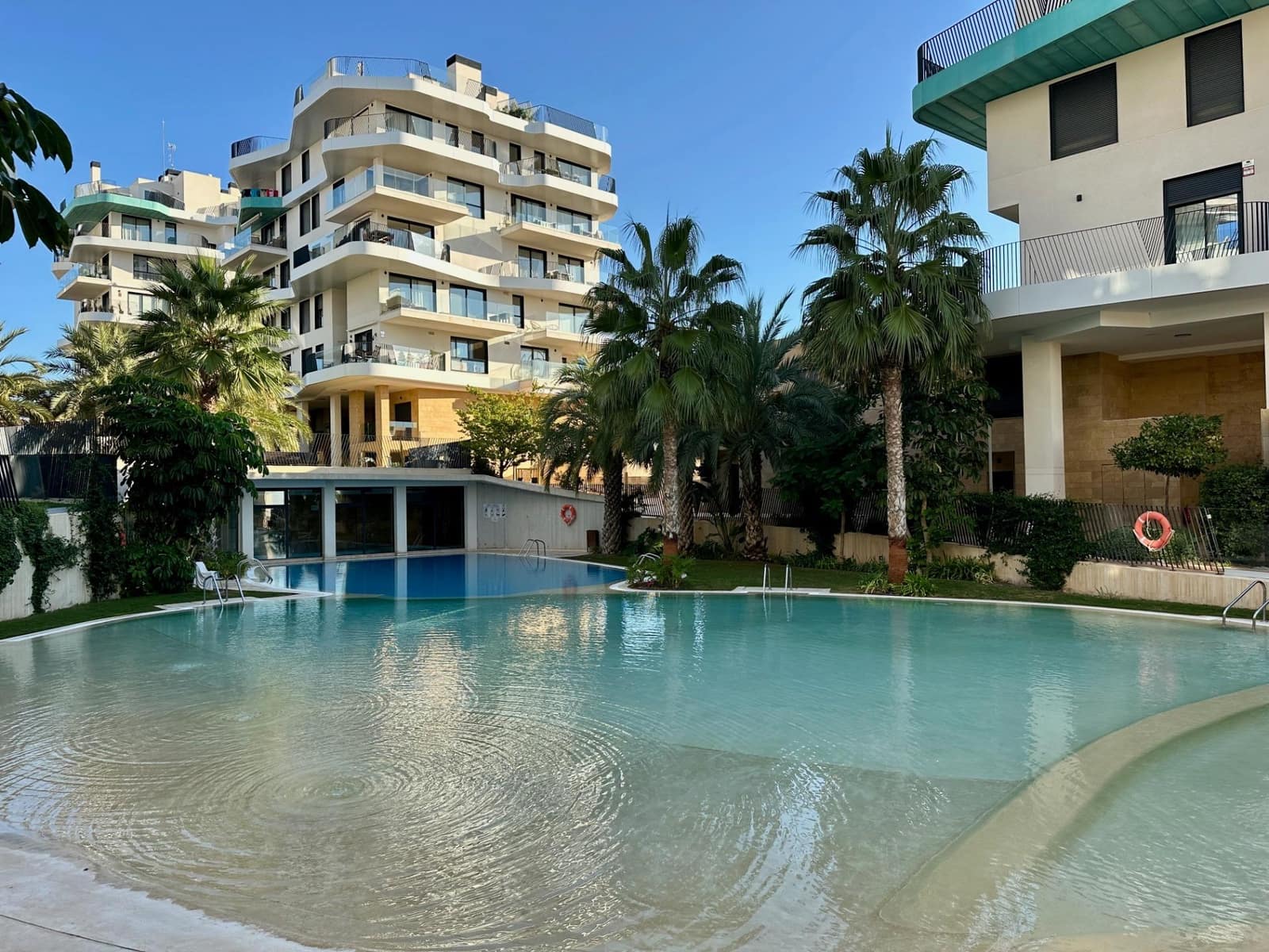 2 soveværelse Lejlighed til leje i La Villajoyosa / Vila Joiosa med swimmingpool - € 1.900 (Ref: 10005624)