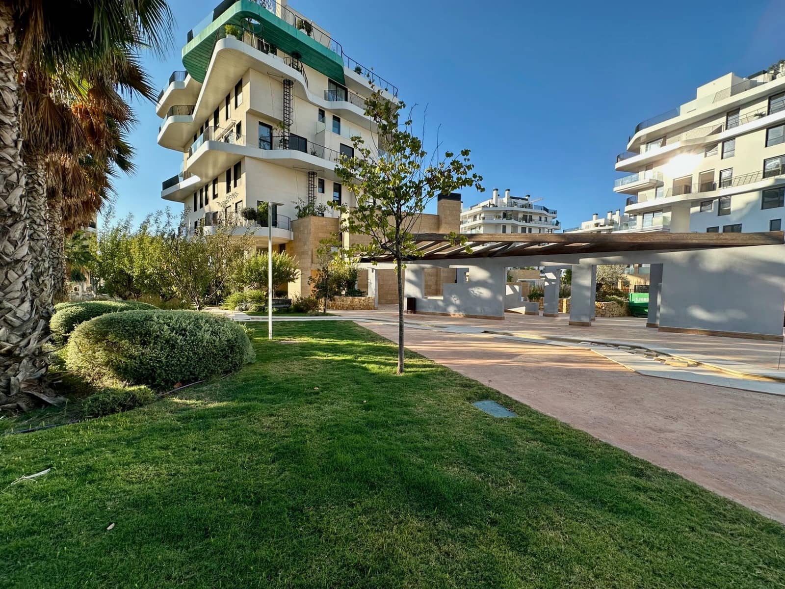 2 soveværelse Lejlighed til leje i La Villajoyosa / Vila Joiosa med swimmingpool - € 1.900 (Ref: 10005624)