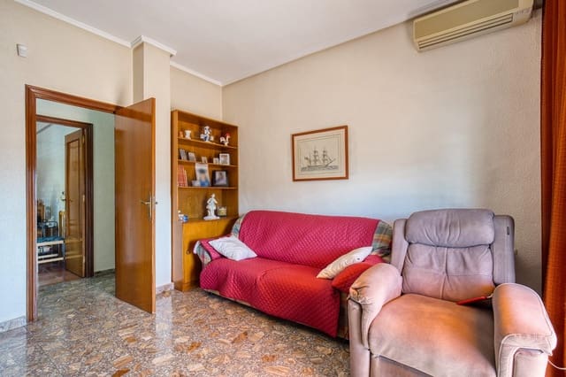 5 bedroom Villa for sale in Montepinar - La Aparecida - Raiguero, Orihuela with garage - € 299,900 (Ref: 10009095)
