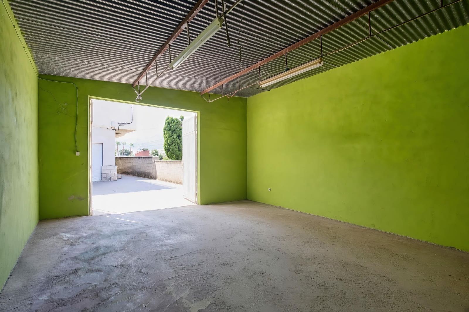 5 bedroom Villa for sale in Orihuela with garage - € 299,900 (Ref: 10009095)