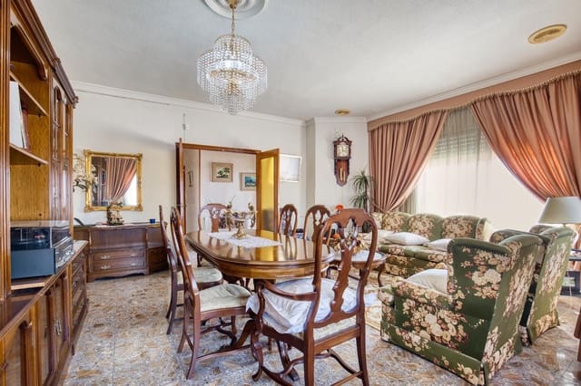 5 bedroom Villa for sale in Montepinar - La Aparecida - Raiguero, Orihuela with garage - € 299,900 (Ref: 10009095)