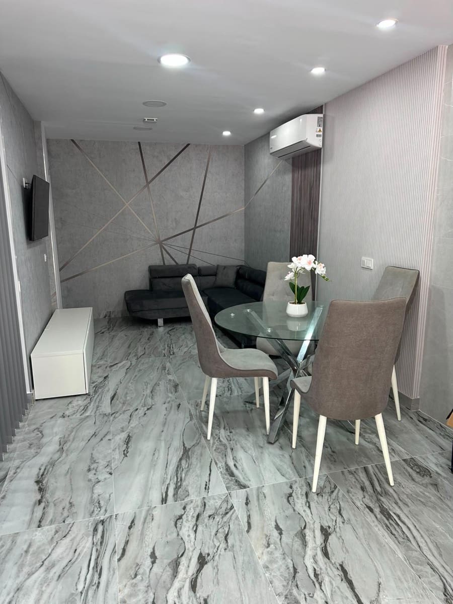 1 bedroom Apartment for sale in Benidorm - € 140,000 (Ref: 10009097)