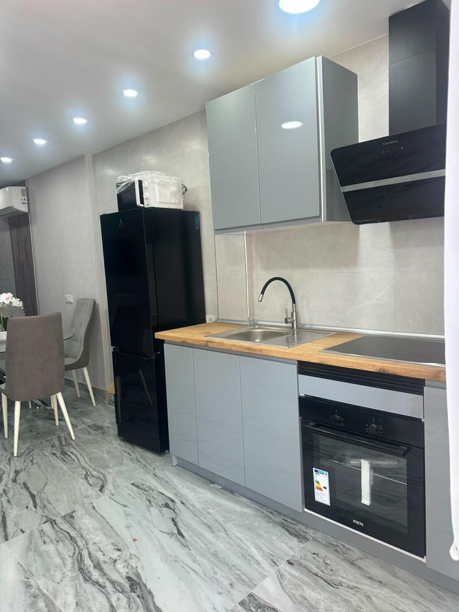 1 bedroom Apartment for sale in Benidorm - € 140,000 (Ref: 10009097)
