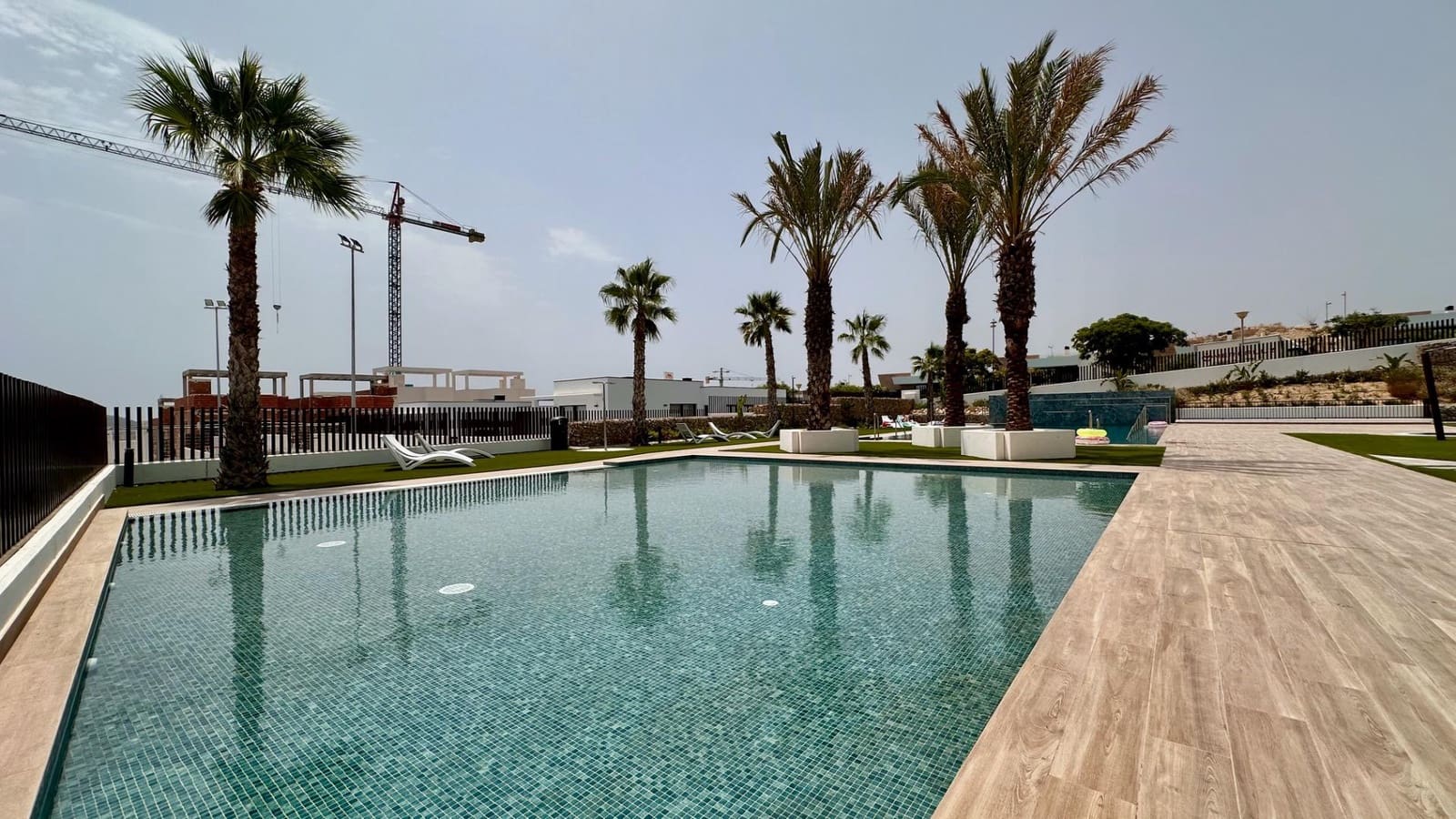 2 Zimmer Apartment zu vermieten in Finestrat mit Pool Garage - 2.050 € (Ref: 10011471)