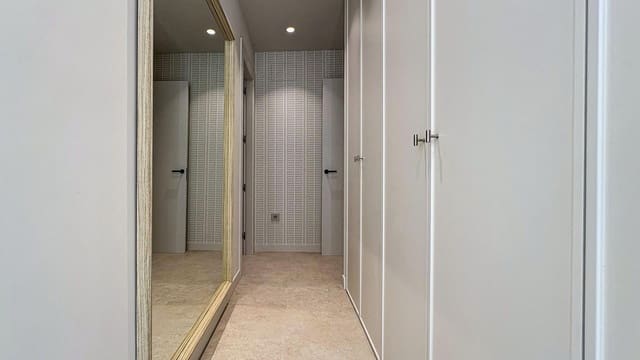 Chalet de 4 habitaciones en Rojales en venta con piscina garaje - 810.750 € (Ref: 10011474)