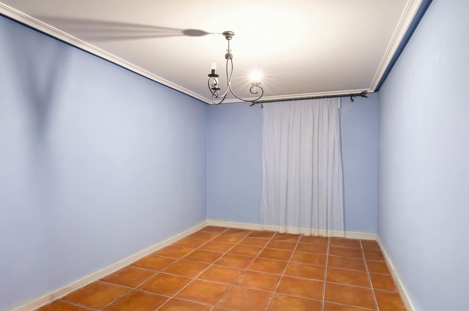 6 bedroom Townhouse for sale in Novelda with garage - € 335,000 (Ref: 10011475)