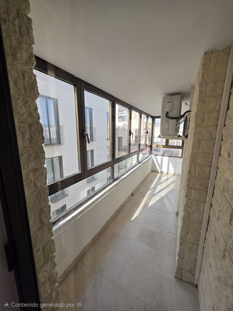 4 slaapkamer Flat te koop in Alicante stad - € 348.000 (Ref: 10013352)