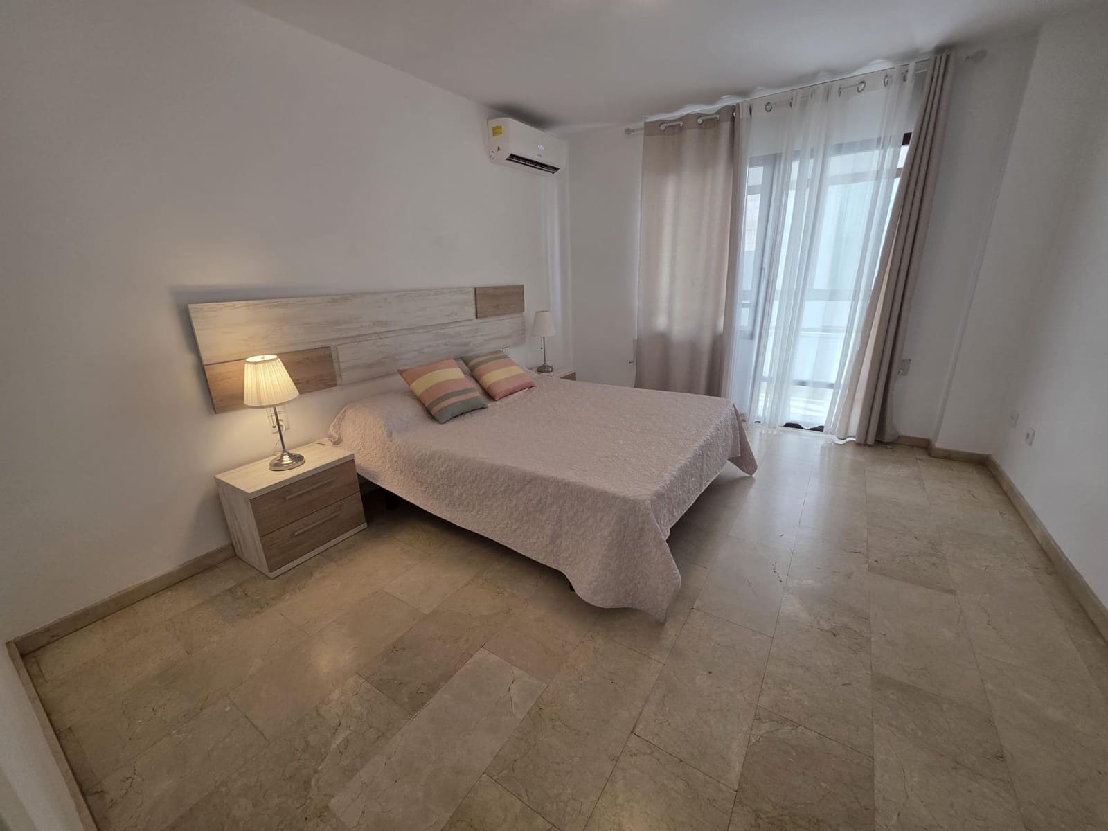4 slaapkamer Flat te koop in Alicante stad - € 348.000 (Ref: 10013352)