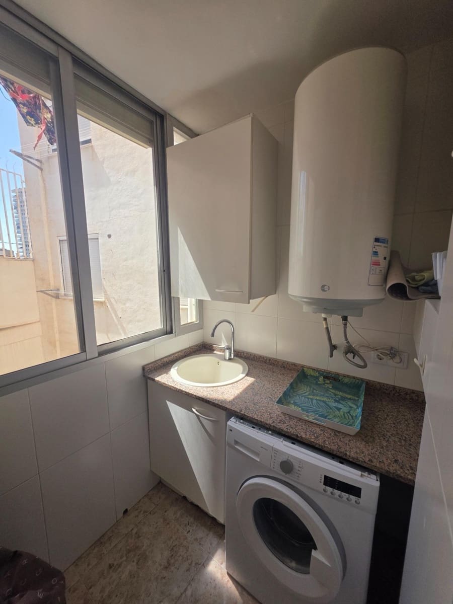 4 bedroom Flat for sale in Alicante / Alacant city - € 348,000 (Ref: 10013352)