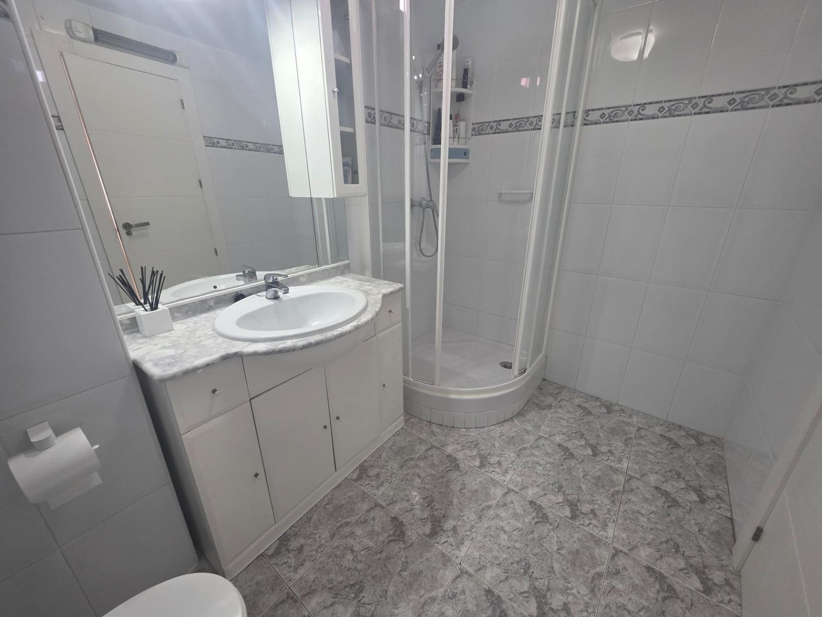 4 bedroom Flat for sale in Alicante / Alacant city - € 348,000 (Ref: 10013352)
