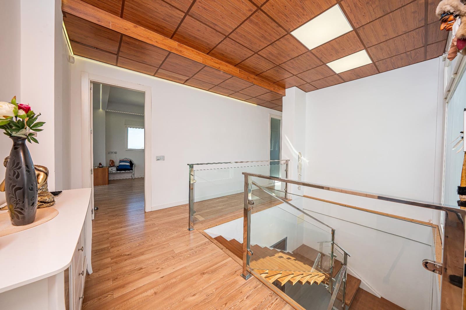 5 bedroom Villa for sale in Petrel / Petrer with pool garage - € 586,000 (Ref: 10013353)